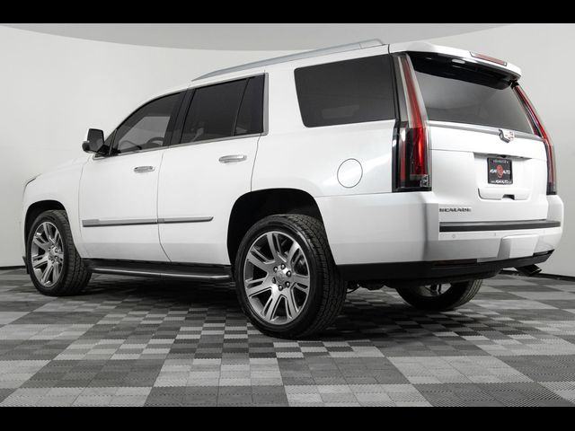 2016 Cadillac Escalade Luxury Collection