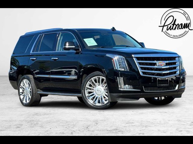 2016 Cadillac Escalade Luxury Collection