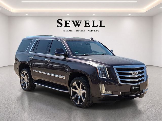 2016 Cadillac Escalade Luxury Collection