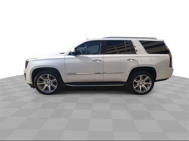 2016 Cadillac Escalade Luxury Collection