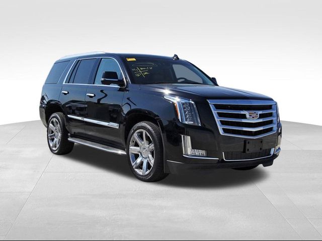 2016 Cadillac Escalade Luxury Collection