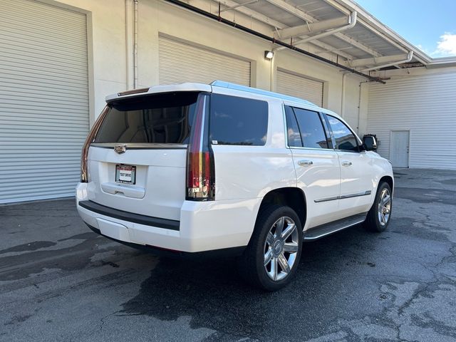 2016 Cadillac Escalade Luxury Collection