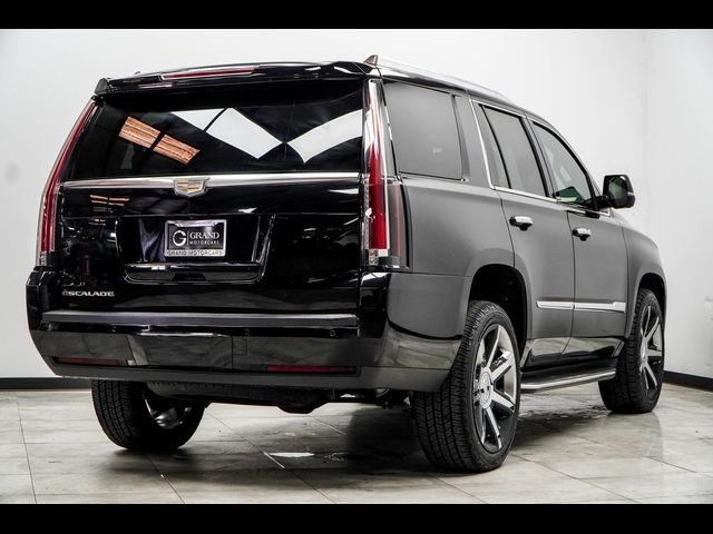 2016 Cadillac Escalade Luxury Collection