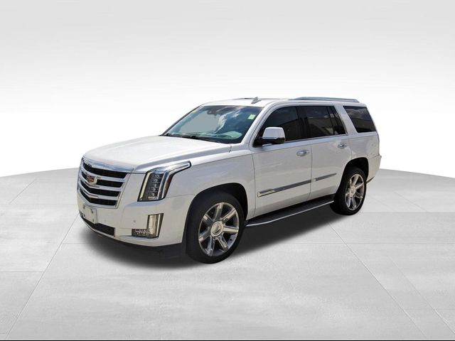 2016 Cadillac Escalade Luxury Collection