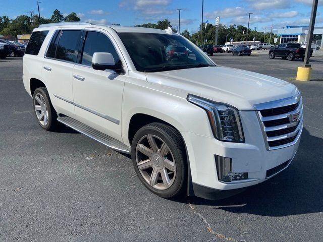 2016 Cadillac Escalade Luxury Collection