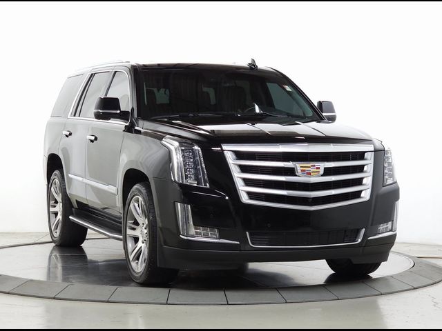 2016 Cadillac Escalade Luxury Collection