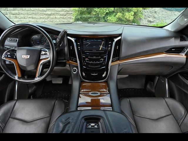 2016 Cadillac Escalade Luxury Collection