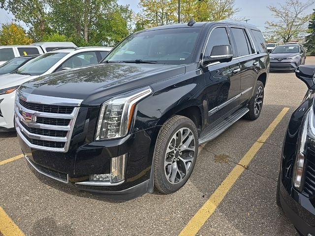 2016 Cadillac Escalade Luxury Collection