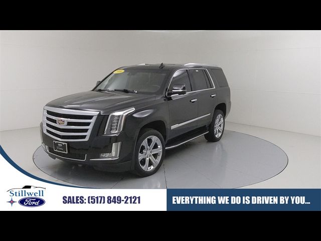 2016 Cadillac Escalade Luxury Collection