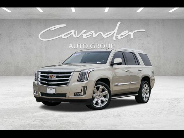 2016 Cadillac Escalade Luxury Collection