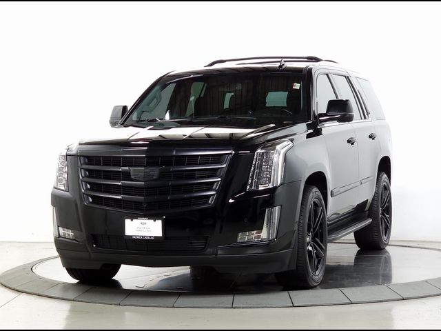 2016 Cadillac Escalade Luxury Collection