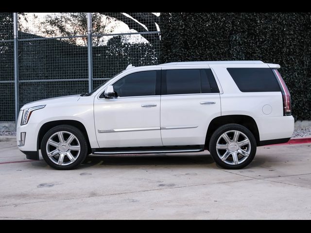 2016 Cadillac Escalade Luxury Collection