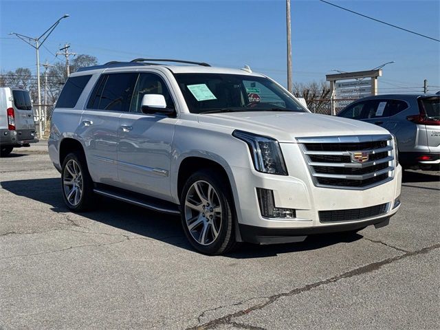 2016 Cadillac Escalade Luxury Collection