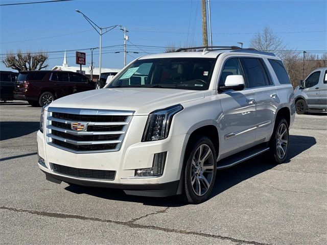 2016 Cadillac Escalade Luxury Collection