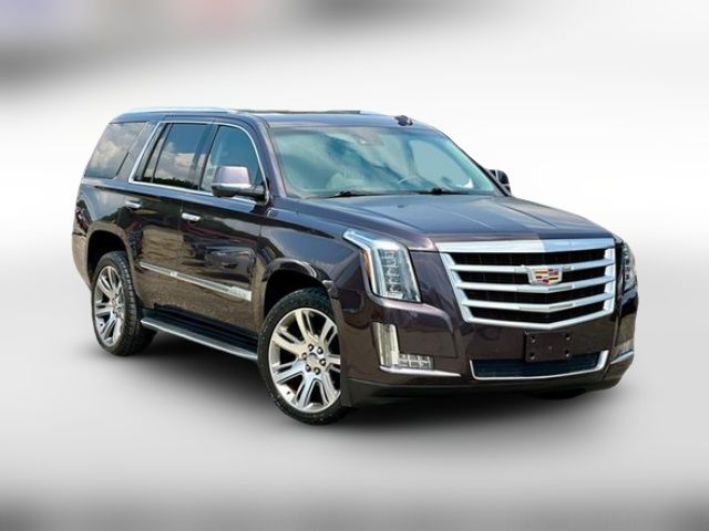 2016 Cadillac Escalade Luxury Collection