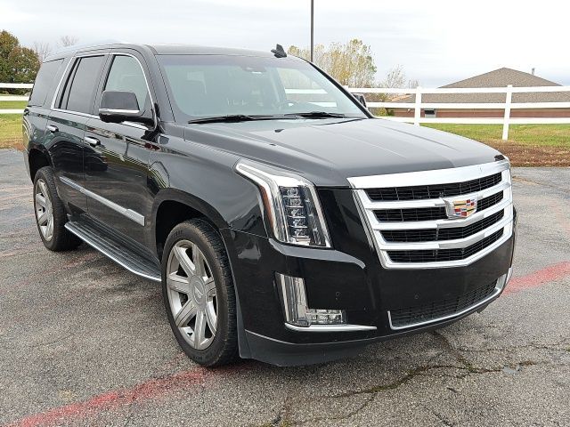 2016 Cadillac Escalade Luxury Collection