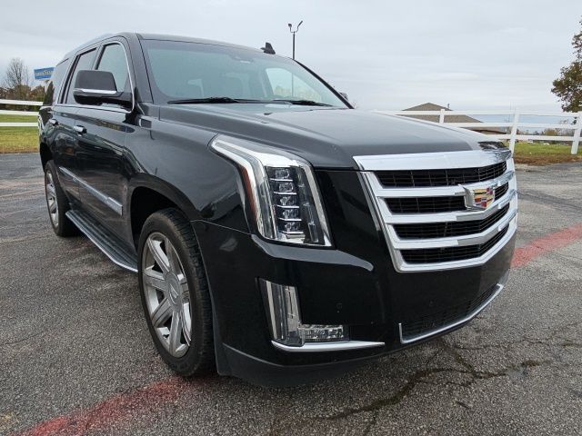 2016 Cadillac Escalade Luxury Collection