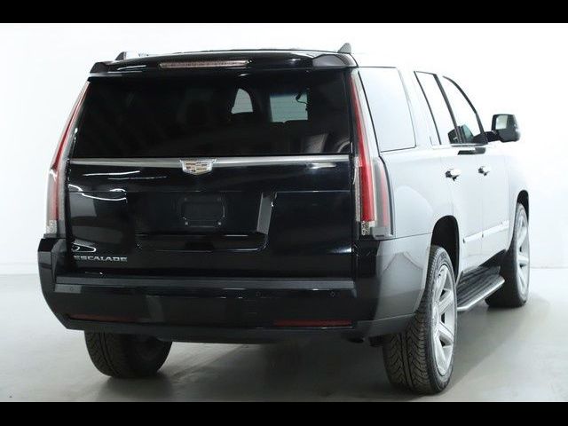 2016 Cadillac Escalade Luxury Collection