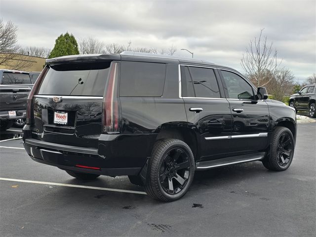 2016 Cadillac Escalade Luxury Collection