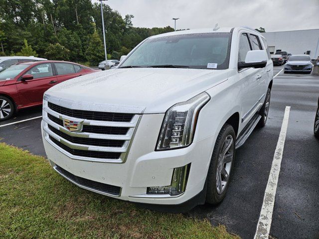 2016 Cadillac Escalade Luxury Collection