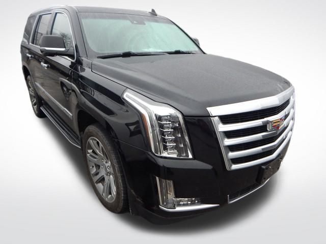 2016 Cadillac Escalade Luxury Collection