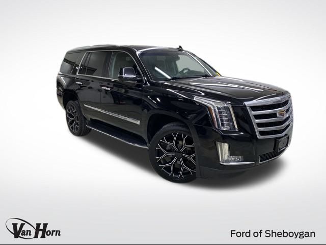 2016 Cadillac Escalade Luxury Collection