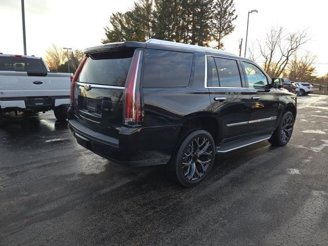 2016 Cadillac Escalade Luxury Collection