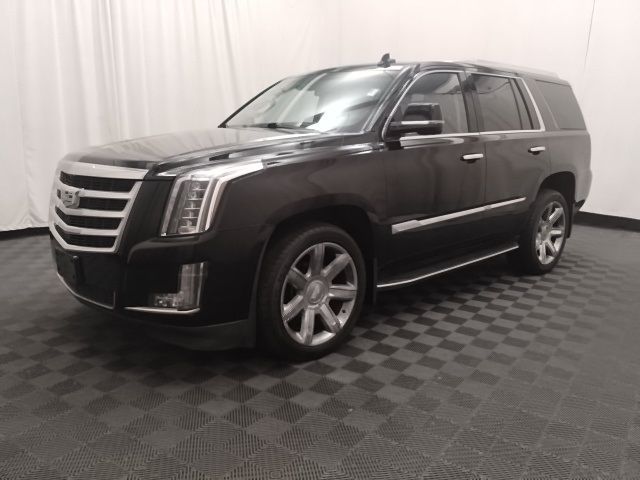 2016 Cadillac Escalade Luxury Collection