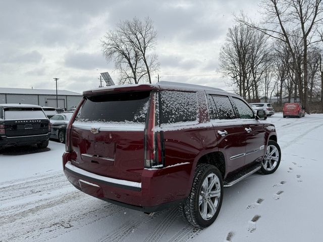 2016 Cadillac Escalade Luxury Collection