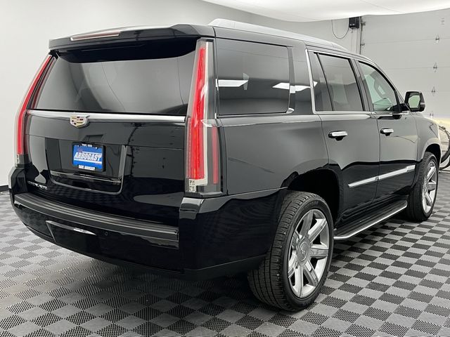 2016 Cadillac Escalade Luxury Collection