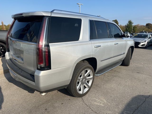 2016 Cadillac Escalade Luxury Collection