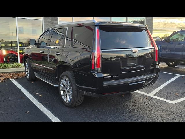 2016 Cadillac Escalade Luxury Collection