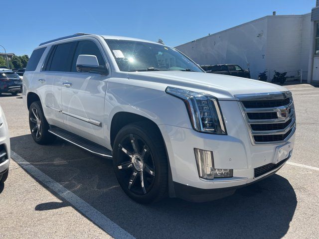 2016 Cadillac Escalade Luxury Collection