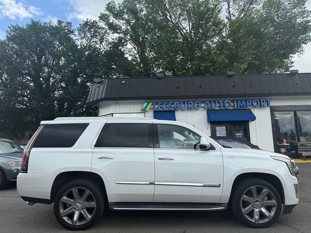 2016 Cadillac Escalade Luxury Collection
