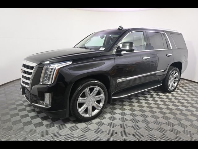 2016 Cadillac Escalade Luxury Collection