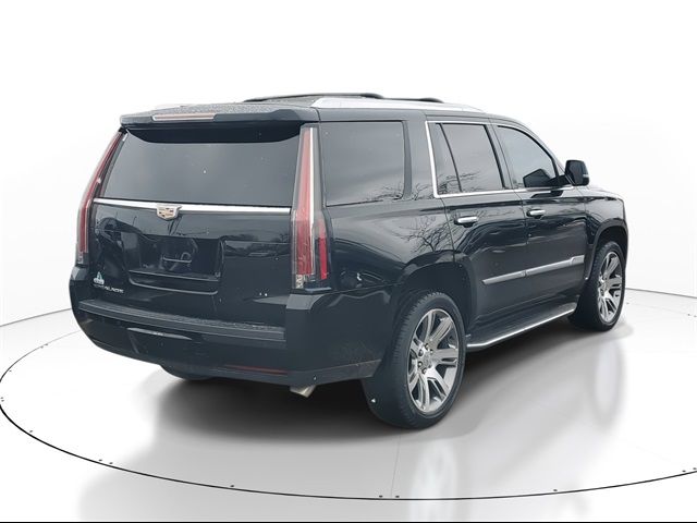 2016 Cadillac Escalade Luxury Collection