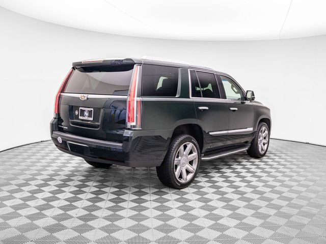 2016 Cadillac Escalade Luxury Collection