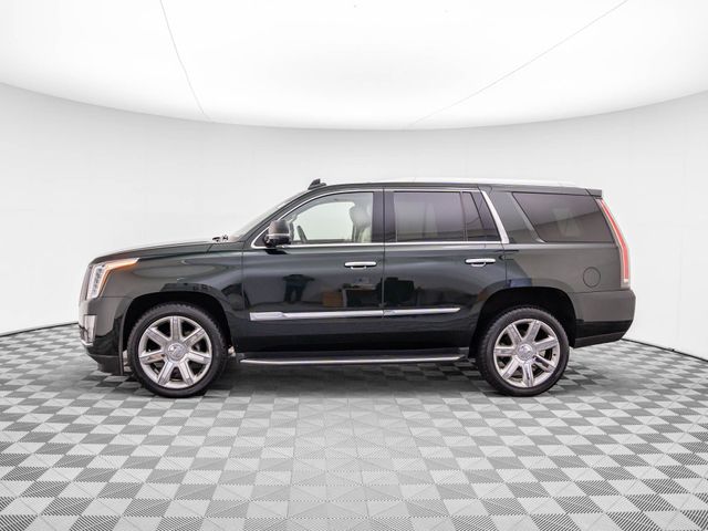 2016 Cadillac Escalade Luxury Collection