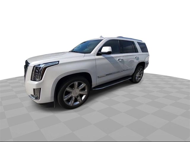 2016 Cadillac Escalade Luxury Collection