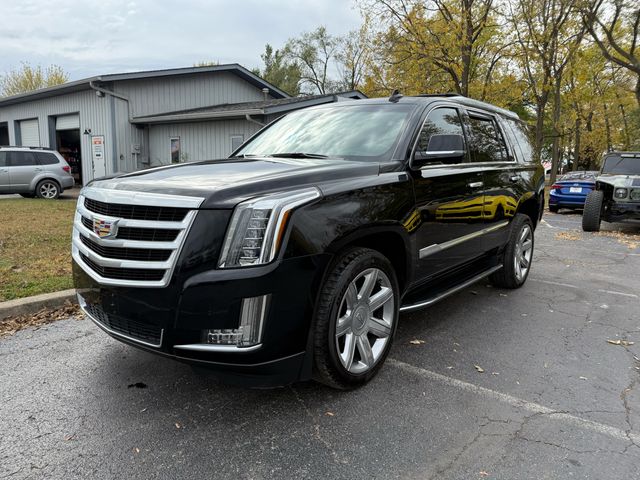 2016 Cadillac Escalade Luxury Collection
