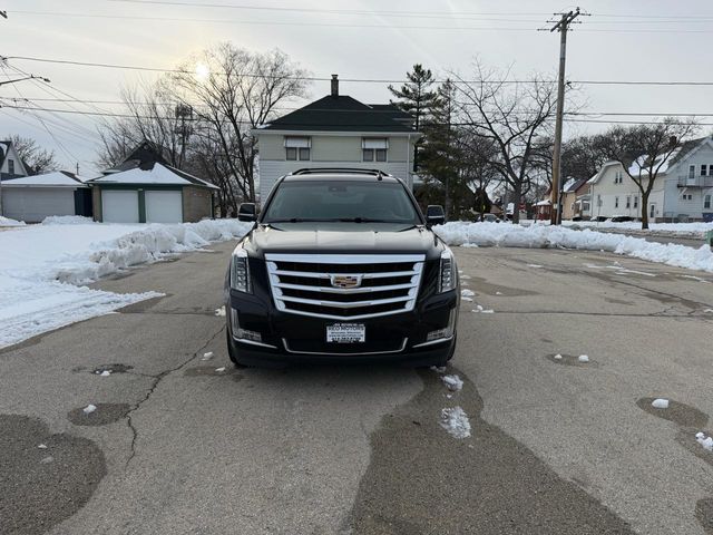 2016 Cadillac Escalade Luxury Collection