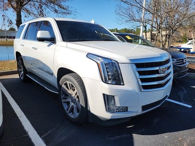 2016 Cadillac Escalade Luxury Collection