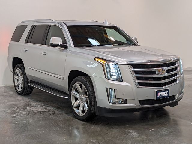 2016 Cadillac Escalade Luxury Collection