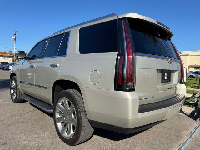 2016 Cadillac Escalade Luxury Collection