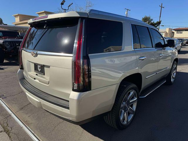 2016 Cadillac Escalade Luxury Collection