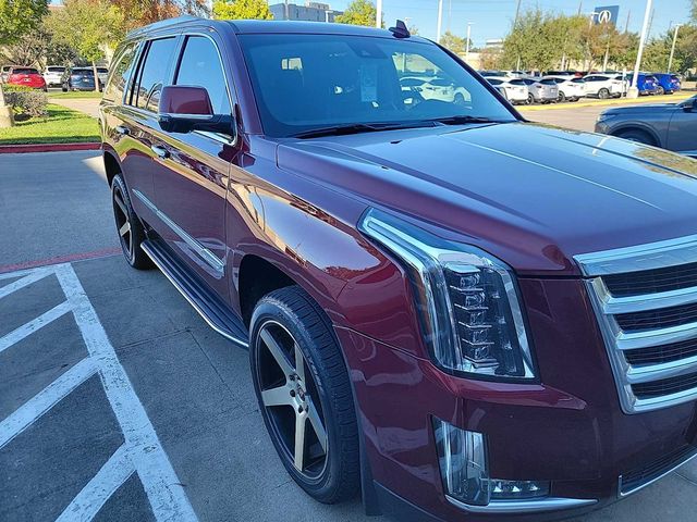 2016 Cadillac Escalade Luxury Collection