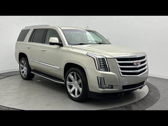 2016 Cadillac Escalade Luxury Collection