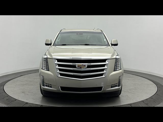 2016 Cadillac Escalade Luxury Collection