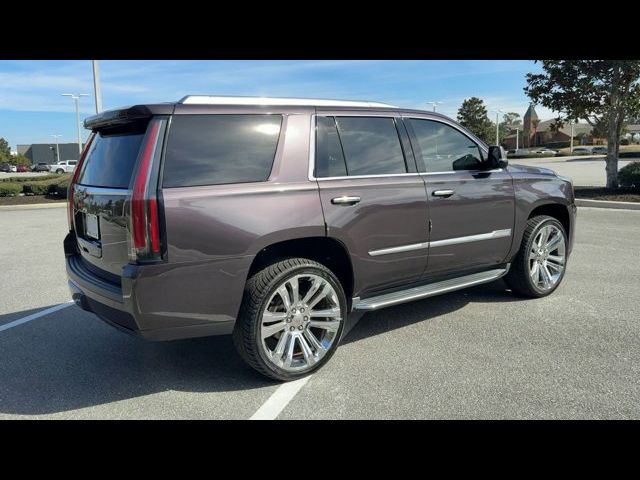 2016 Cadillac Escalade Luxury Collection