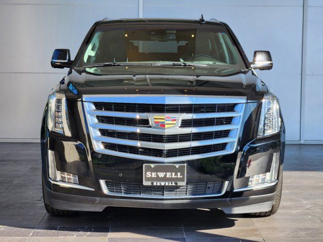 2016 Cadillac Escalade Luxury Collection